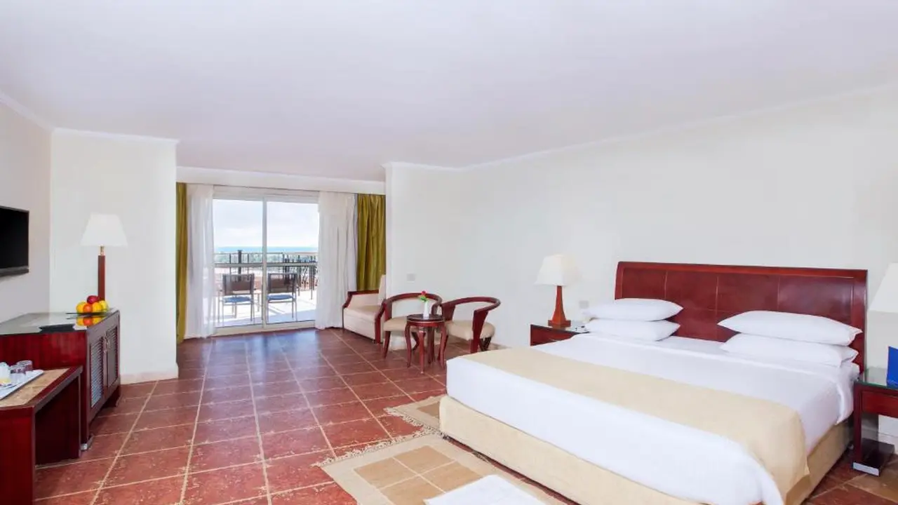 الفندق كورال سي بيتش & أكوا بارك - العين السخنة